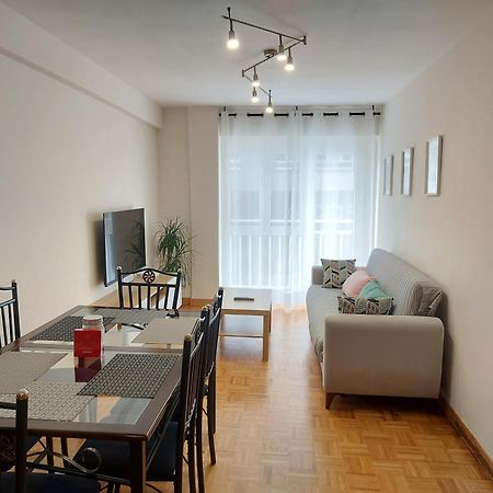 Apartamento Gijon Arena, Con Aparcamiento Bagian luar foto
