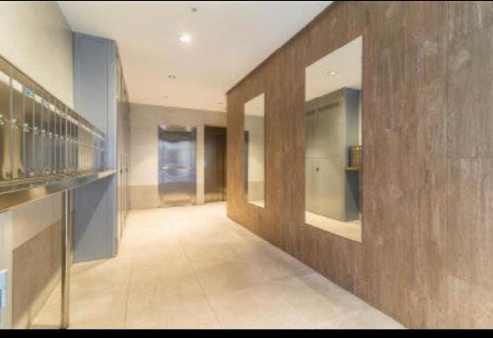Apartamento Gijon Arena, Con Aparcamiento Bagian luar foto
