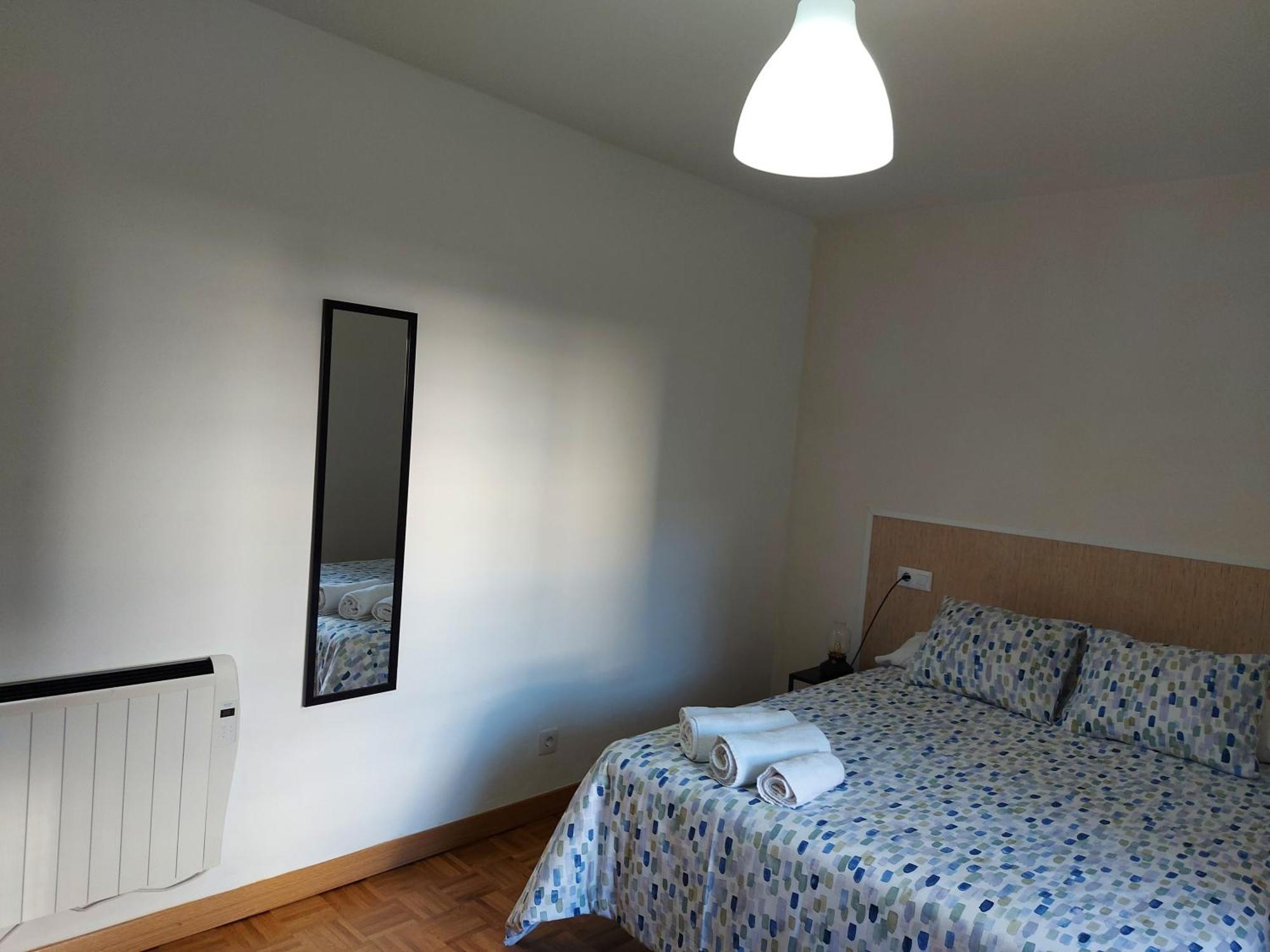 Apartamento Gijon Arena, Con Aparcamiento Bagian luar foto